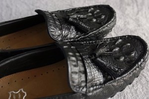 Giày lười da cá sấu